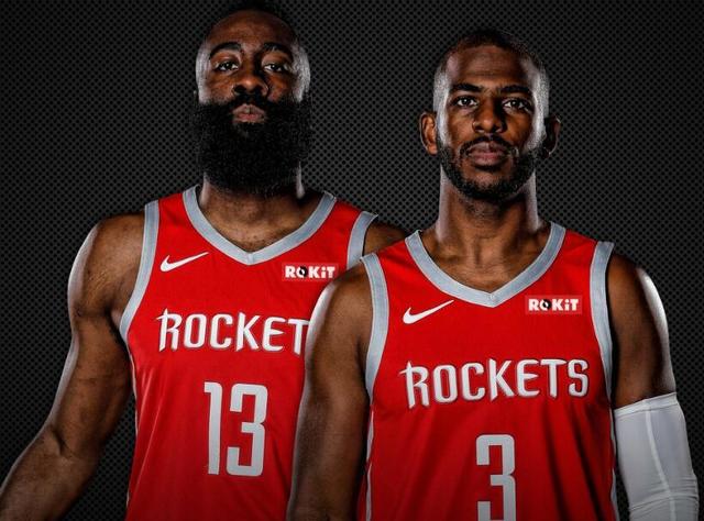 斯帅：为什么换下伊尔迪兹？我换上的是转会费5000万的奥蓬达（斯帅解释换人：伊尔迪兹下场，我派上转会费5000万的奥蓬达）