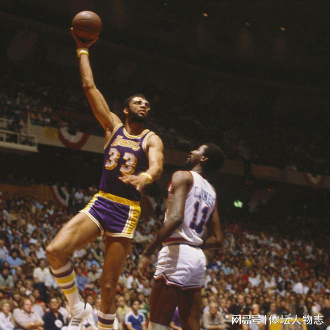 每体：巴萨对莱比锡边锋努萨感兴趣，球探负责人已到现场考察（每体：巴萨有意莱比锡边锋努萨，球探主管已亲赴现场考察）