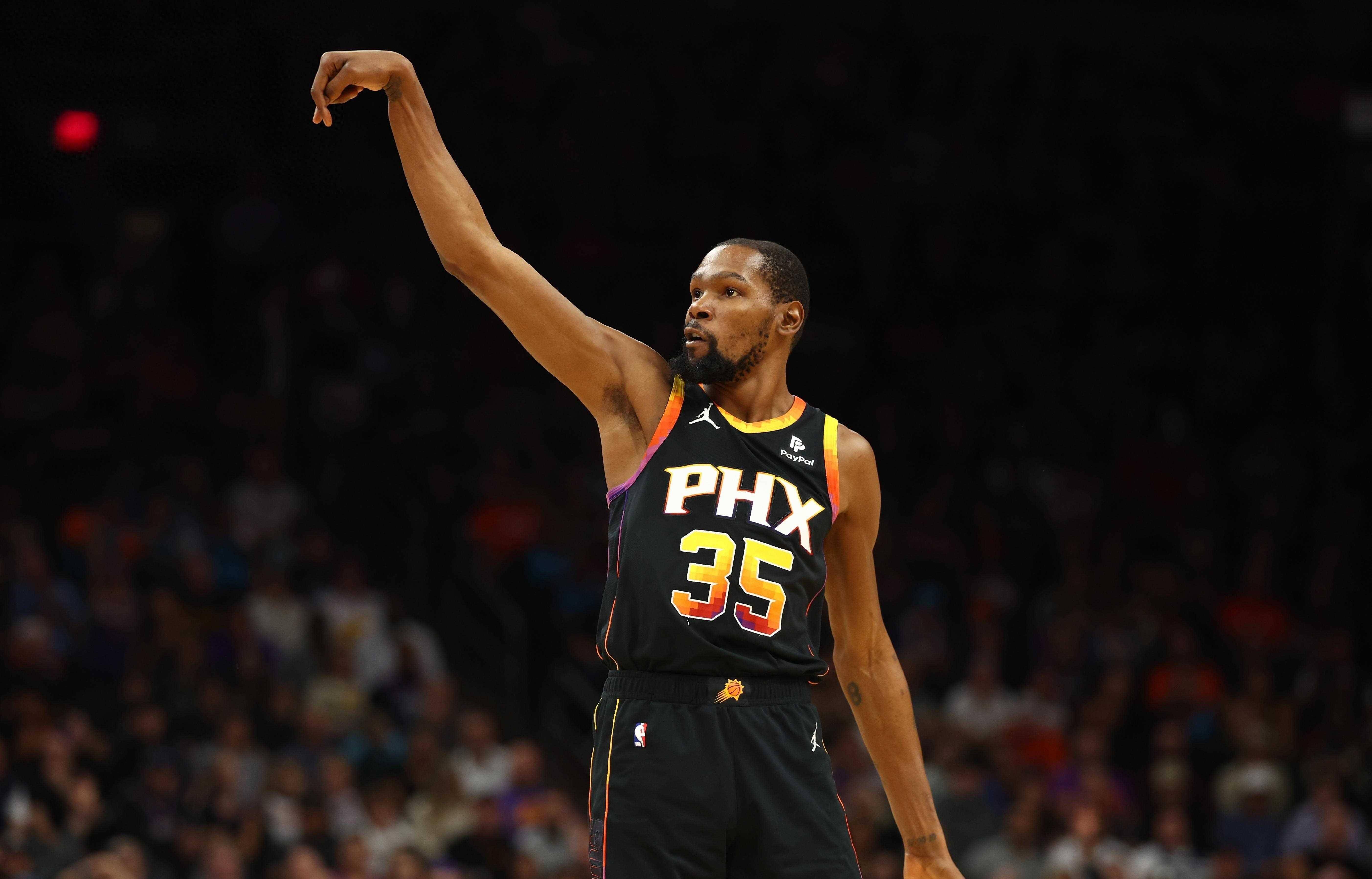 记者：海港抵达武里南，莱昂纳多、加布、李帅、刘若钒伤缺（记者：海港已抵达武里南，莱昂纳多、加布、李帅、刘若钒因伤缺阵）